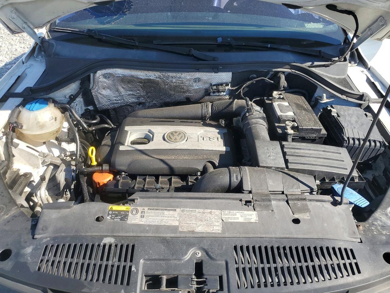 2016 Volkswagen Tiguan s
