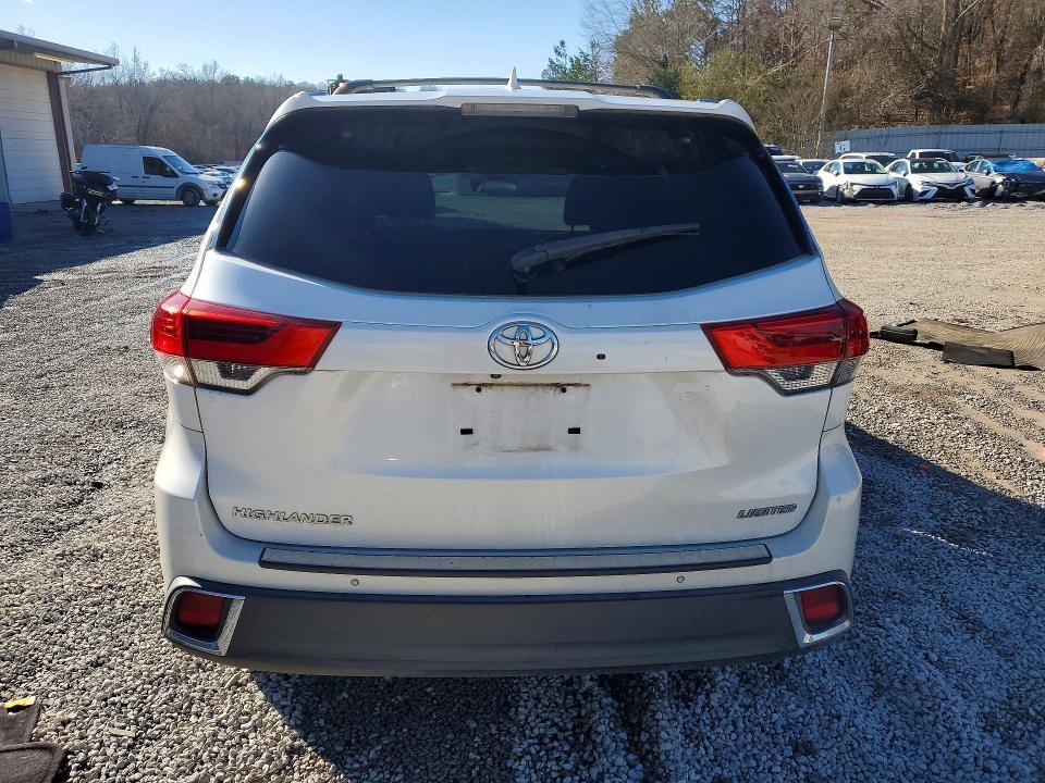 2017 Toyota Highlander Limited