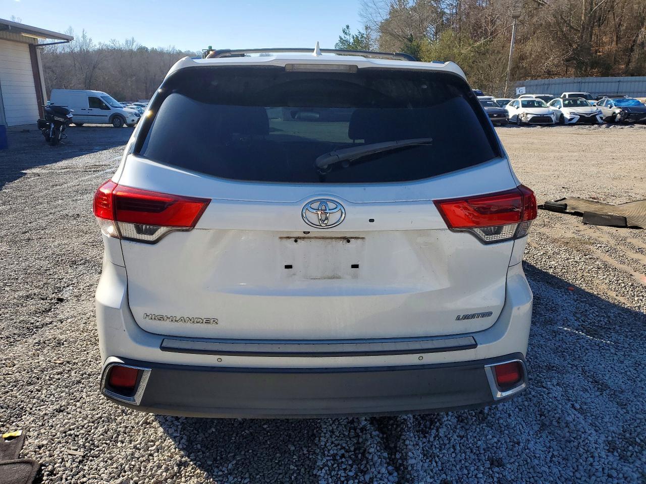 2017 Toyota Highlander Limited