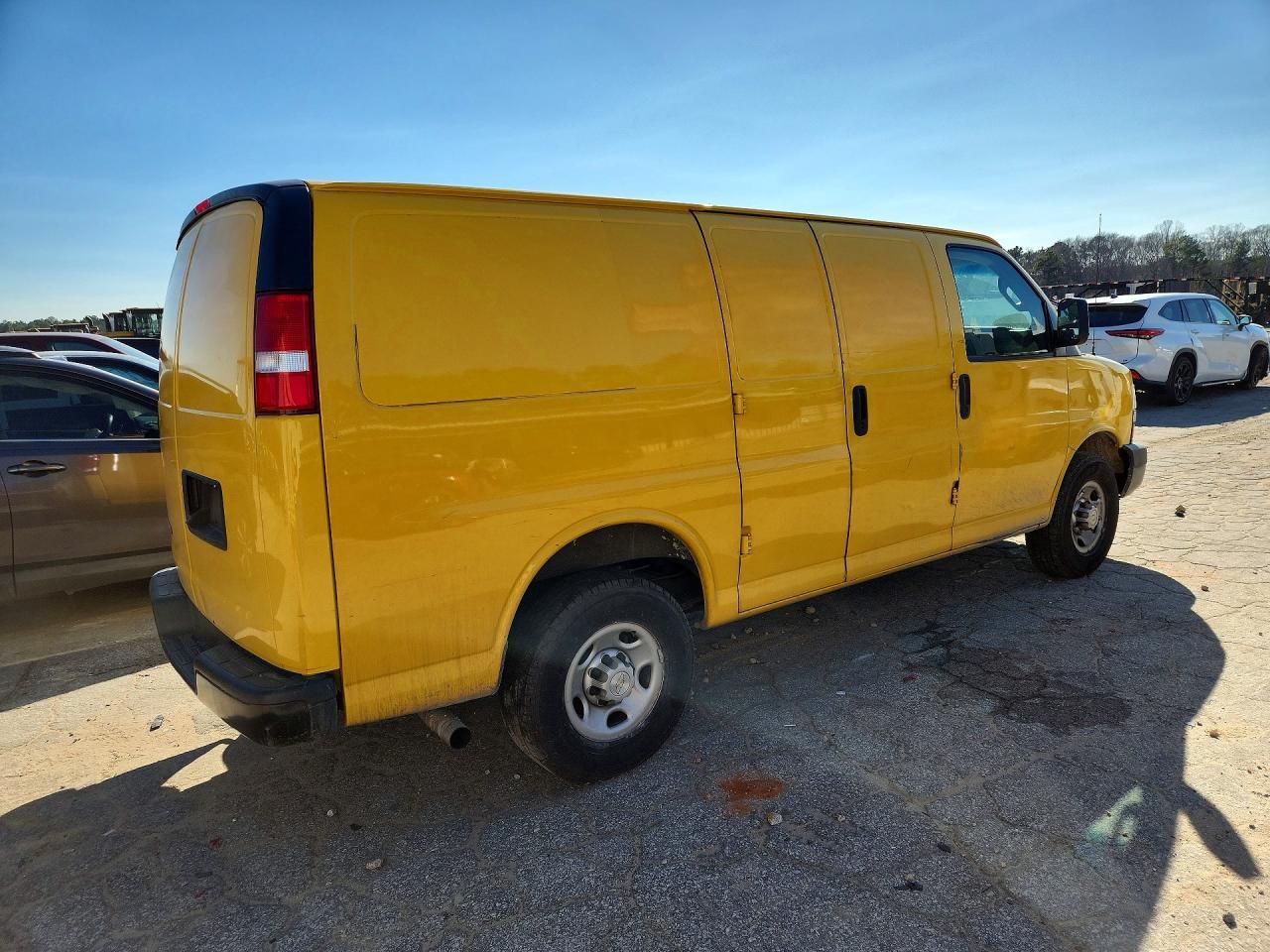 2021 Chevrolet Express G2500
