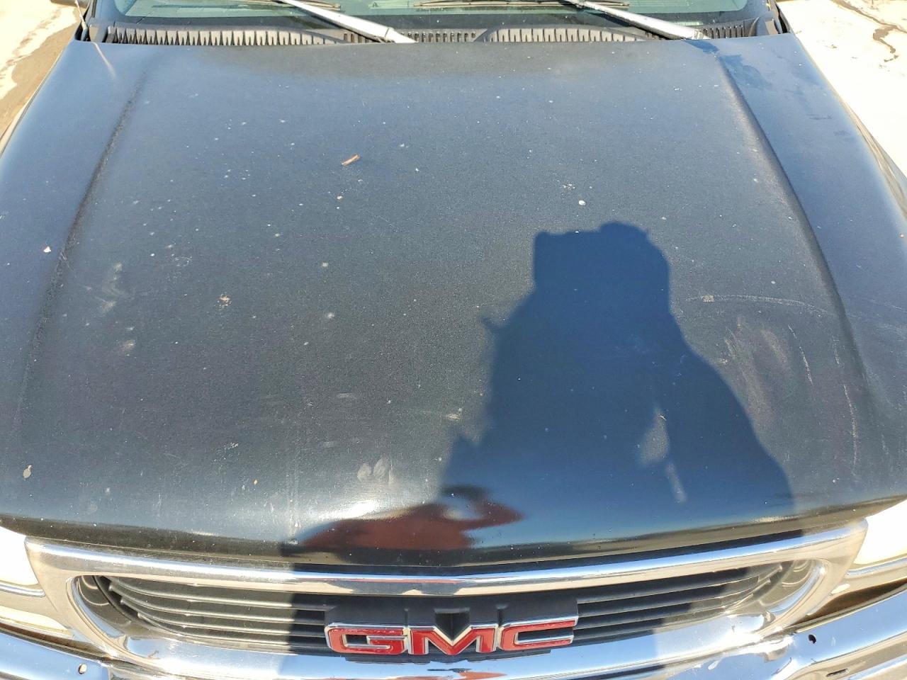 1999 GMC New Sierra C1500