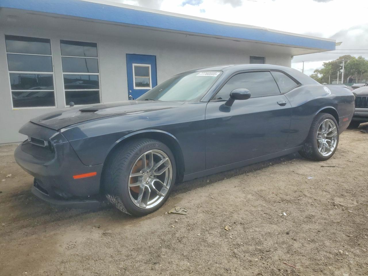 2018 Dodge Challenger sxt