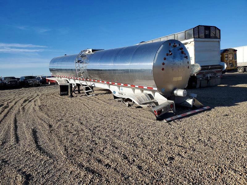 2012 Walker Tank Trailer