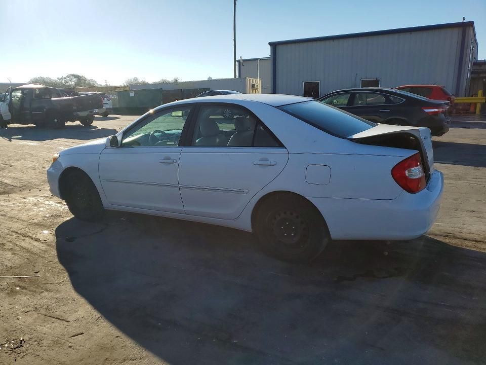 2004 Toyota Camry le