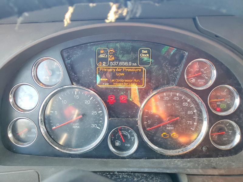 2017 Kenworth T680 Semi Truck