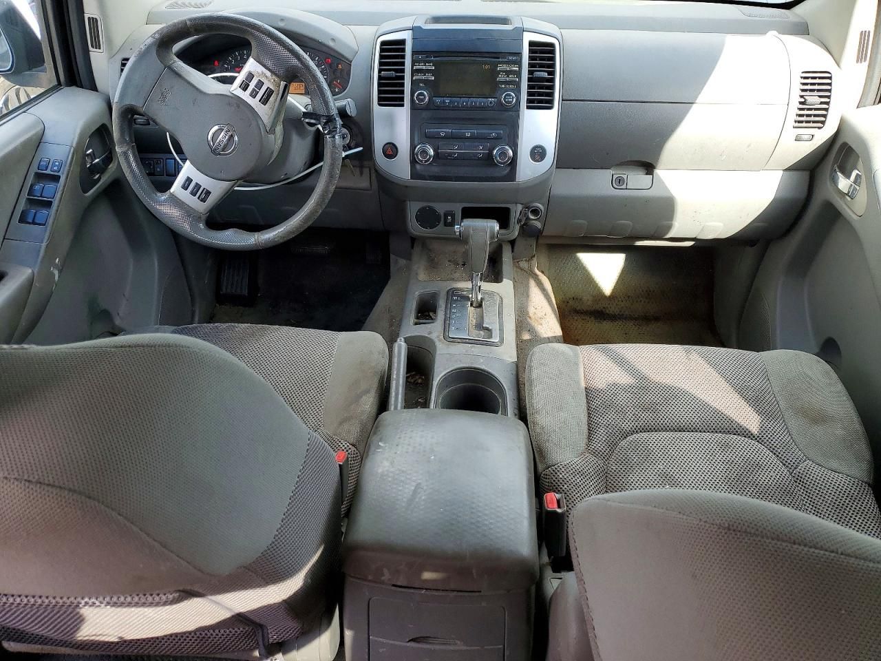 2013 Nissan Frontier s