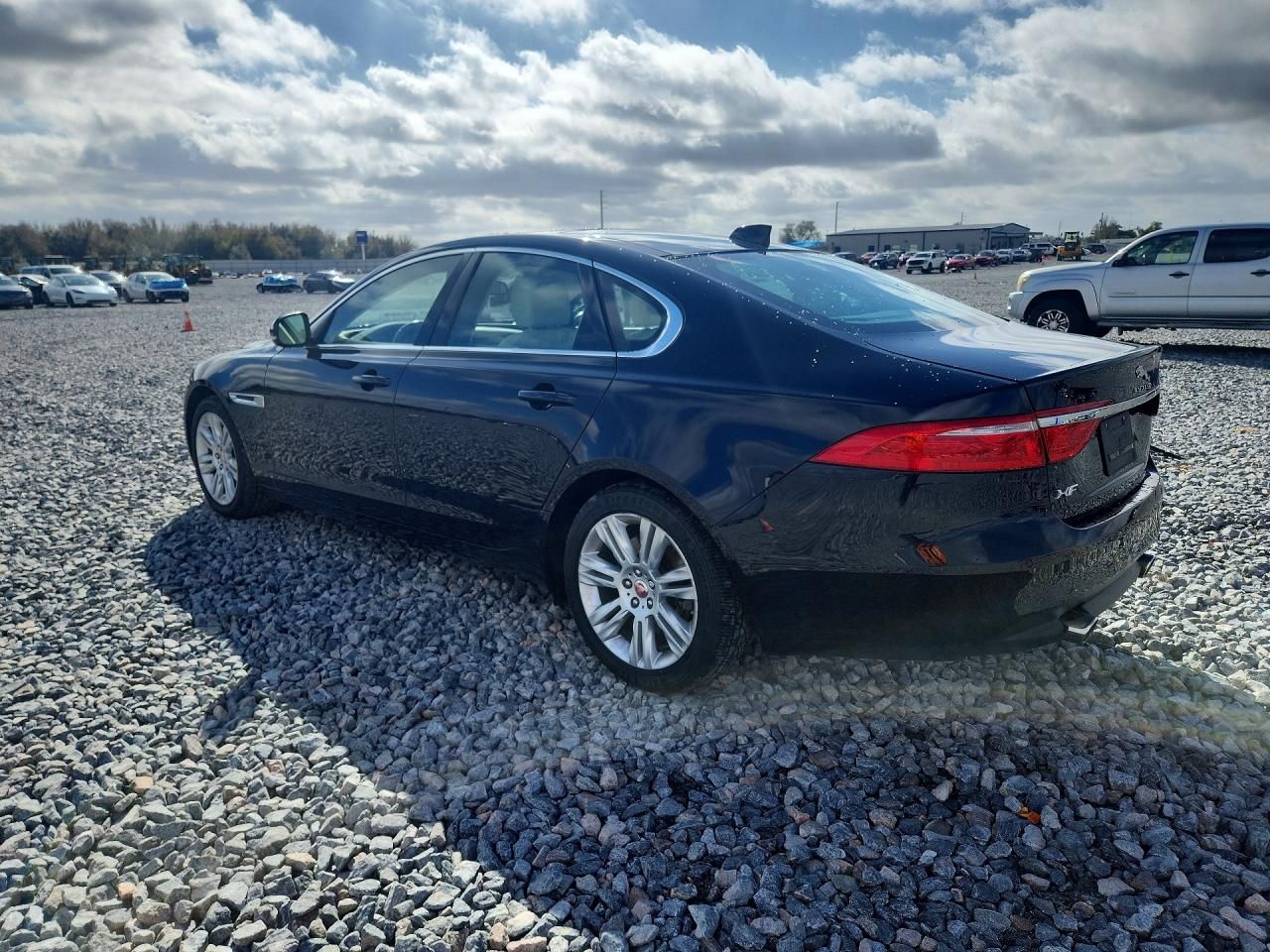 2017 Jaguar Xf Premium