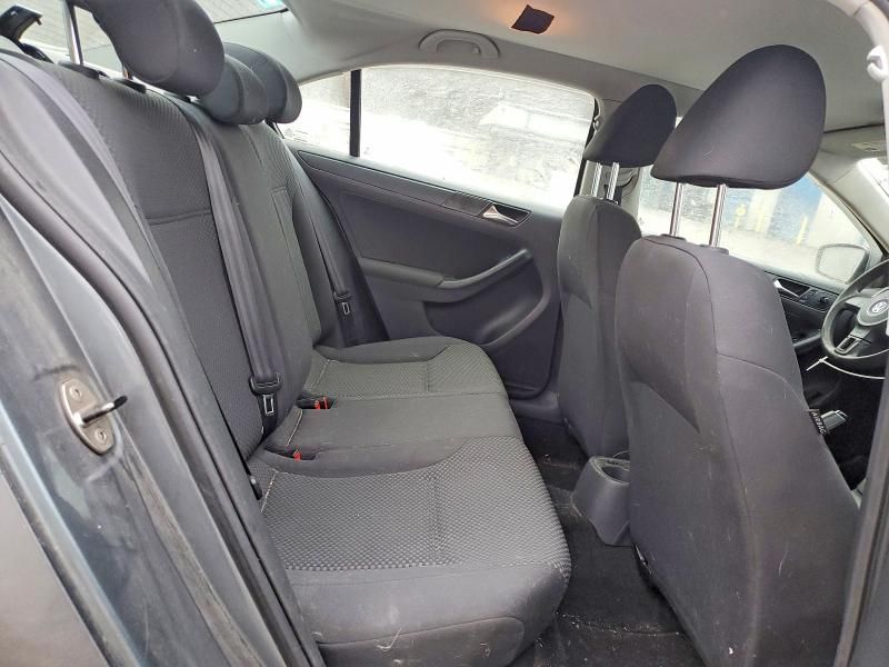 2011 Volkswagen Jetta Base