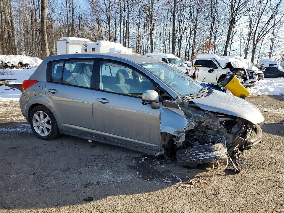 2012 Nissan Versa 1.8 s
