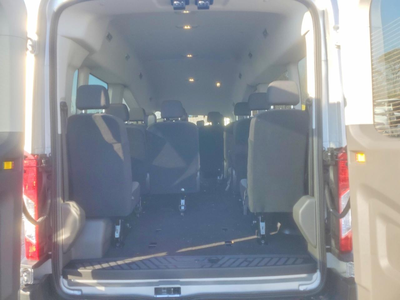 2025 Ford Transit T-350