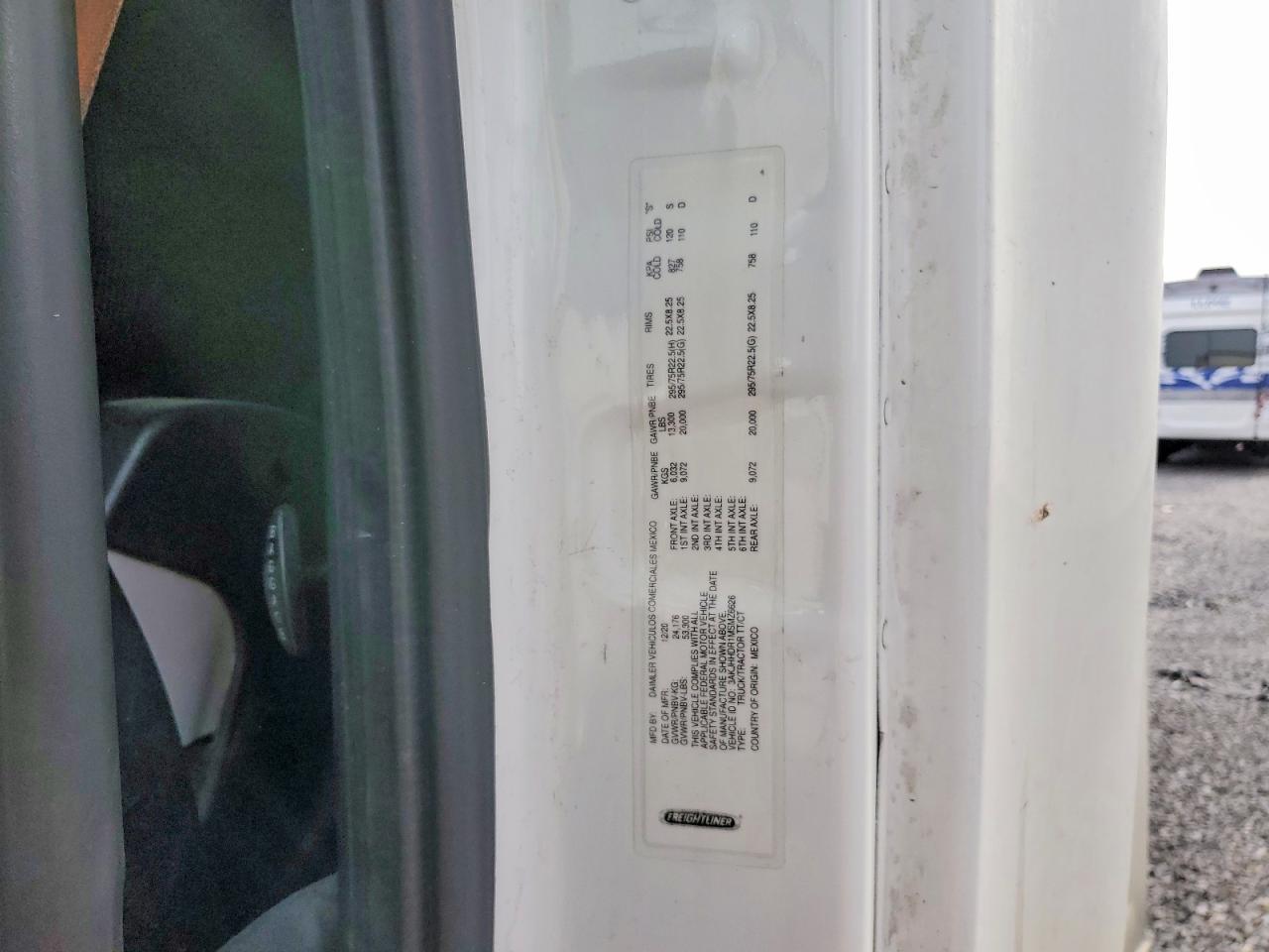 2021 Freigliner 2021 Freightliner Cascadia 126 Semi Truck