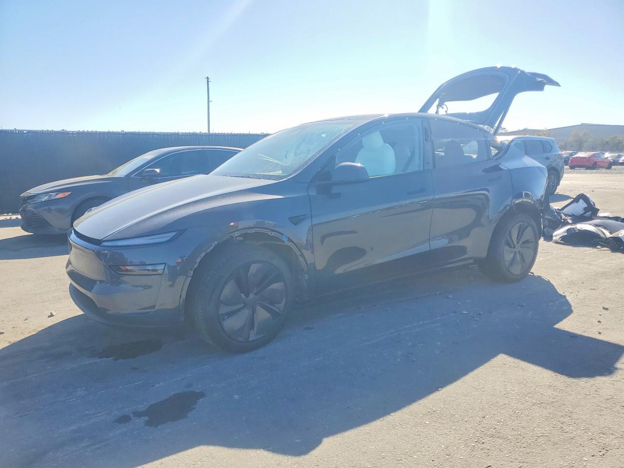 2026 Tesla Model y