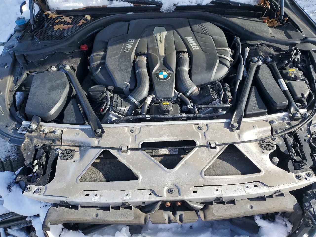 2017 BMW 750 xi