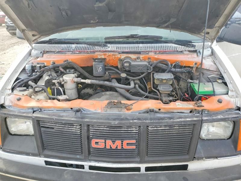 1991 GMC Safari XT
