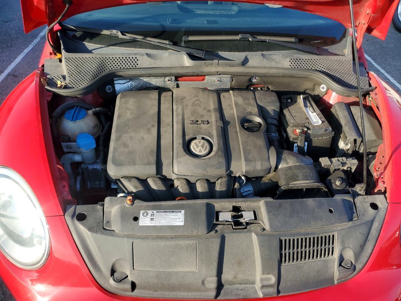 2013 Volkswagen Beetle