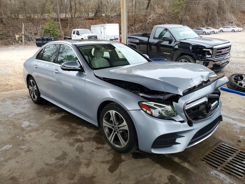 2018 Mercedes-Benz E 300
