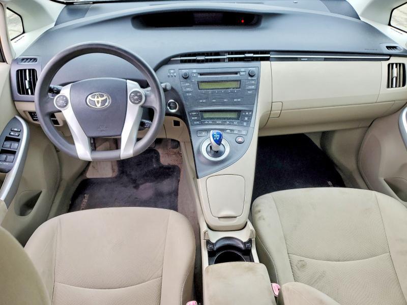 2010 Toyota Prius ii