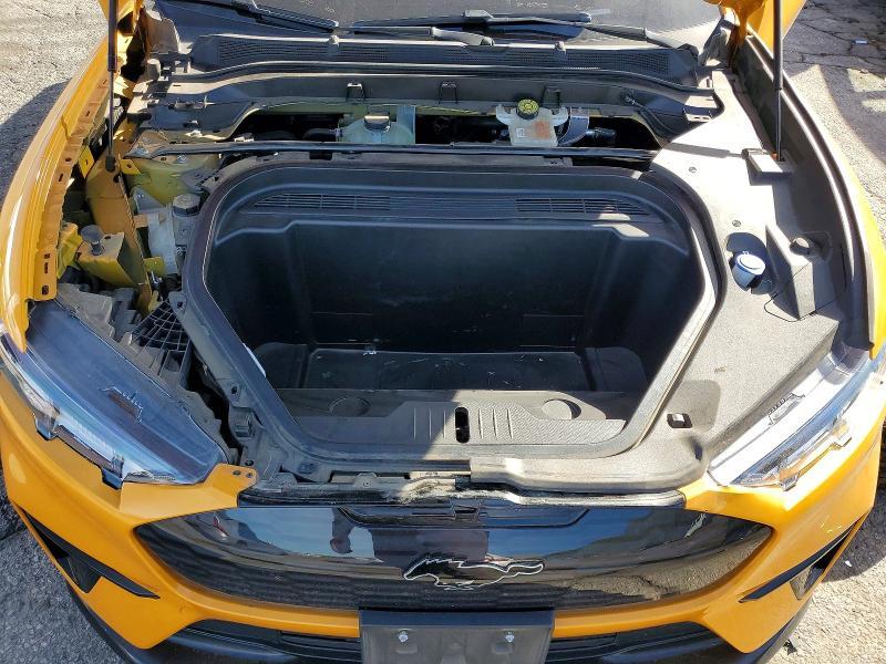2022 Ford Mustang Mach-e gt