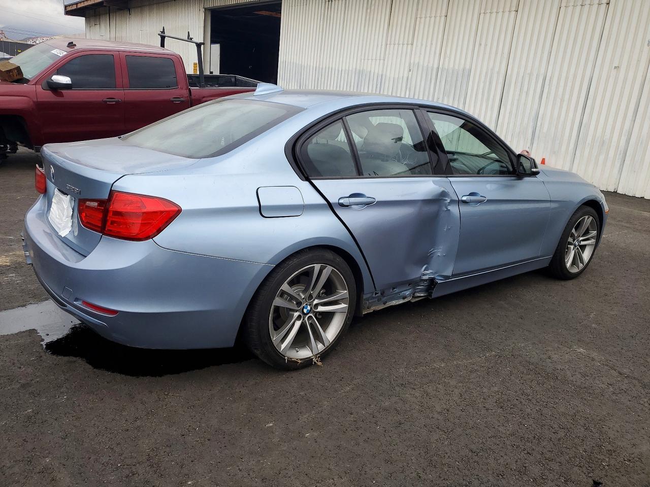 2013 BMW 328 i