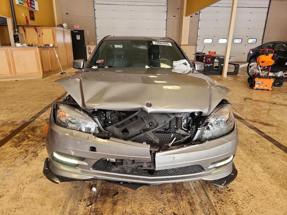 2011 Mercedes-Benz C300