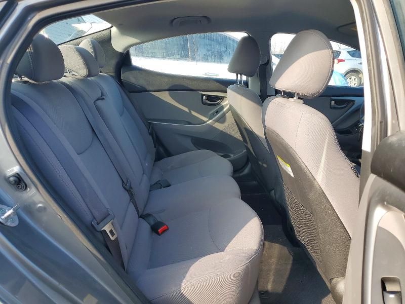 2014 Hyundai Elantra se