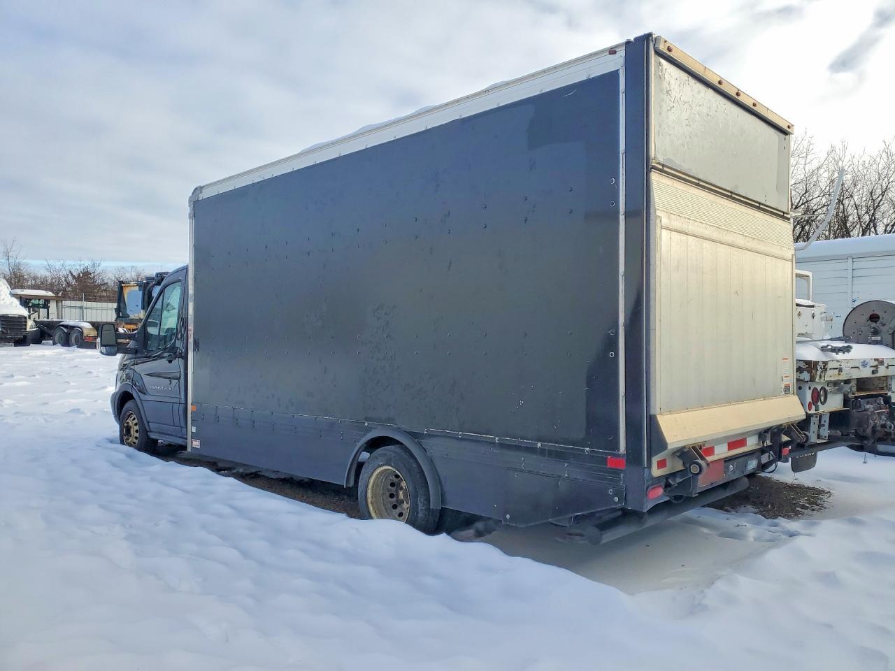 2017 Ford Transit BOX Truck