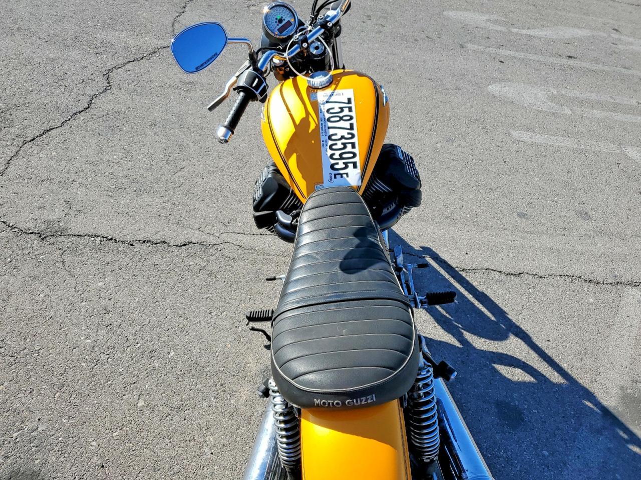 2017 Moto Guzzi V9 Bobber