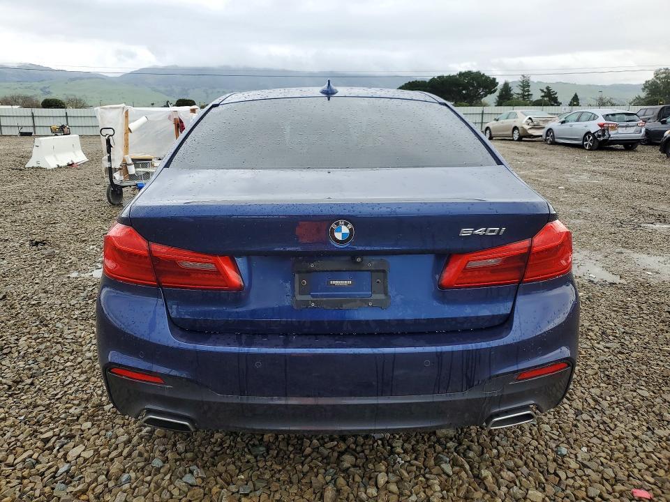 2018 BMW 540 i