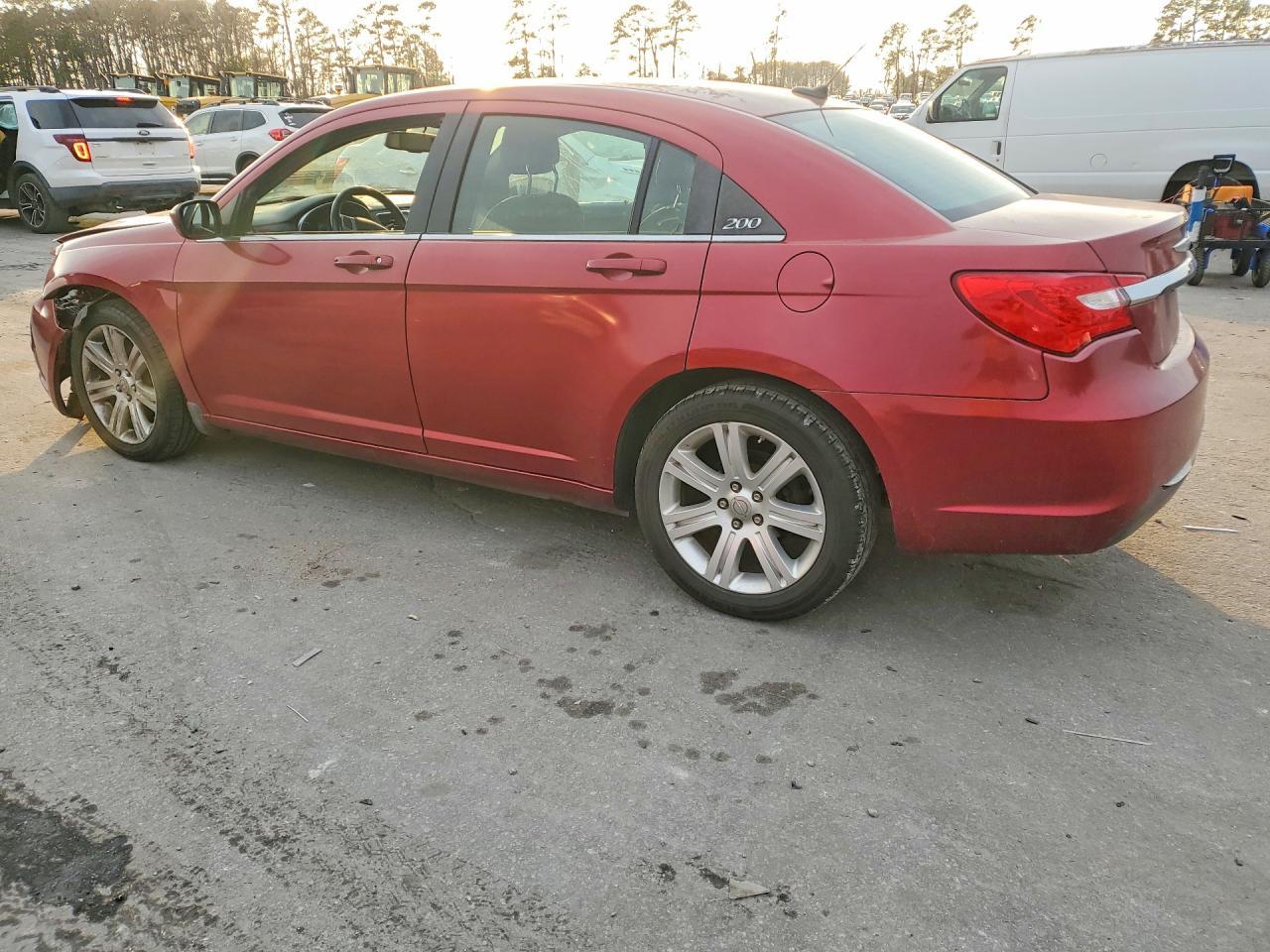2013 Chrysler 200 Touring