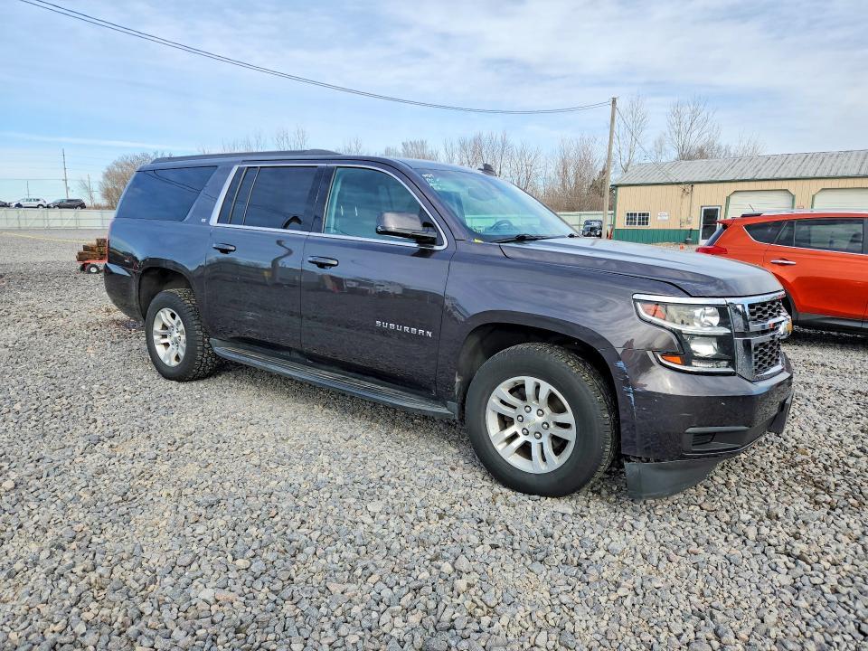2017 Chevrolet Suburban K1500 lt