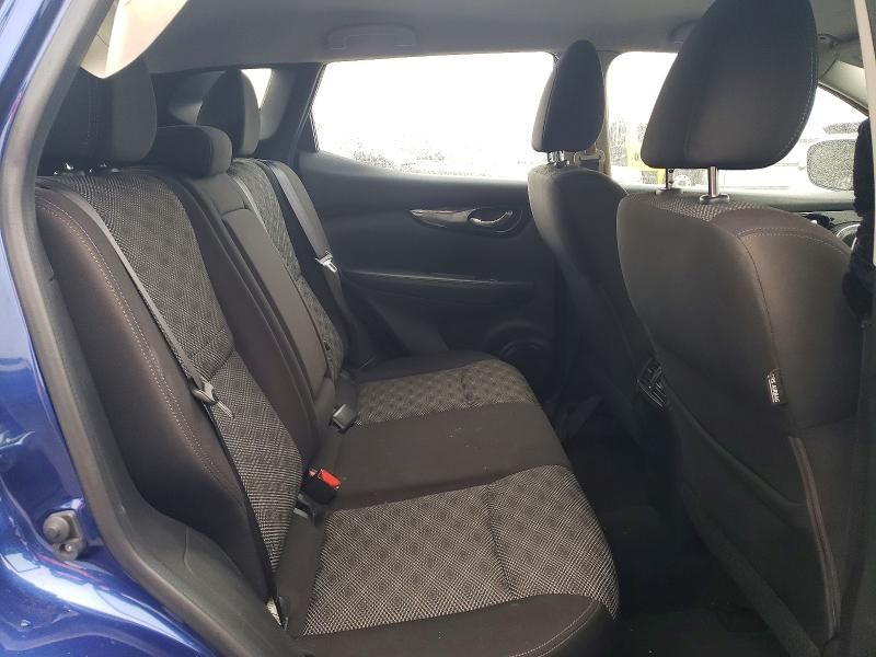 2017 Nissan Rogue Sport s