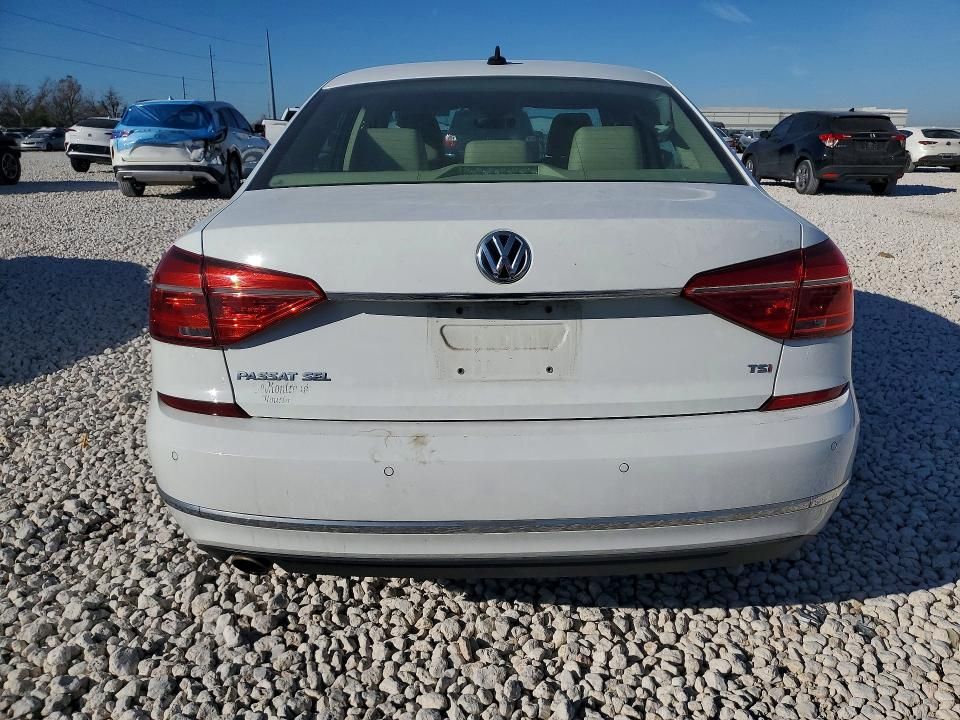 2016 Volkswagen Passat sel