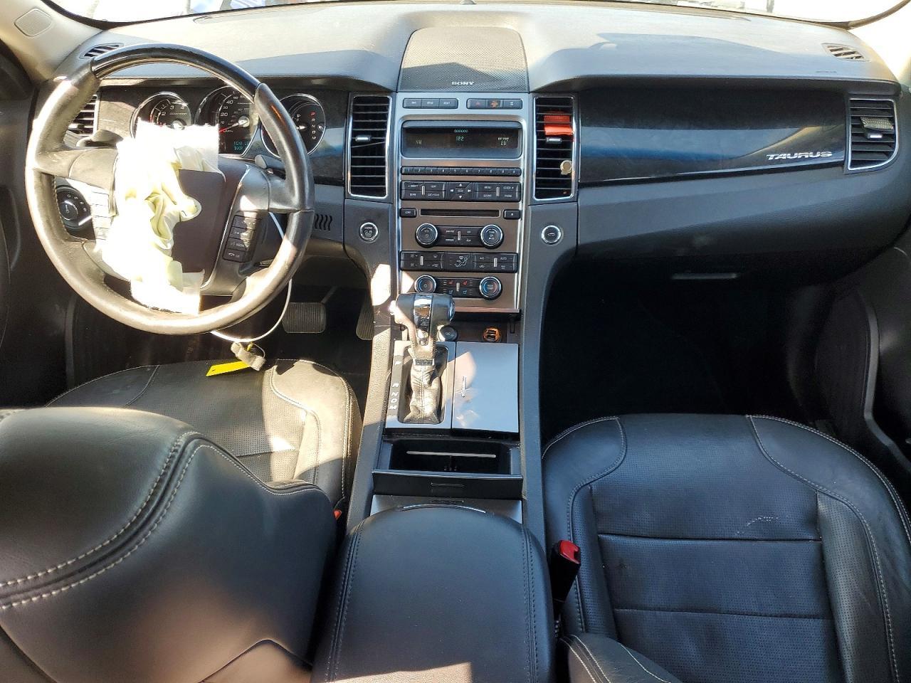 2010 Ford Taurus Limited