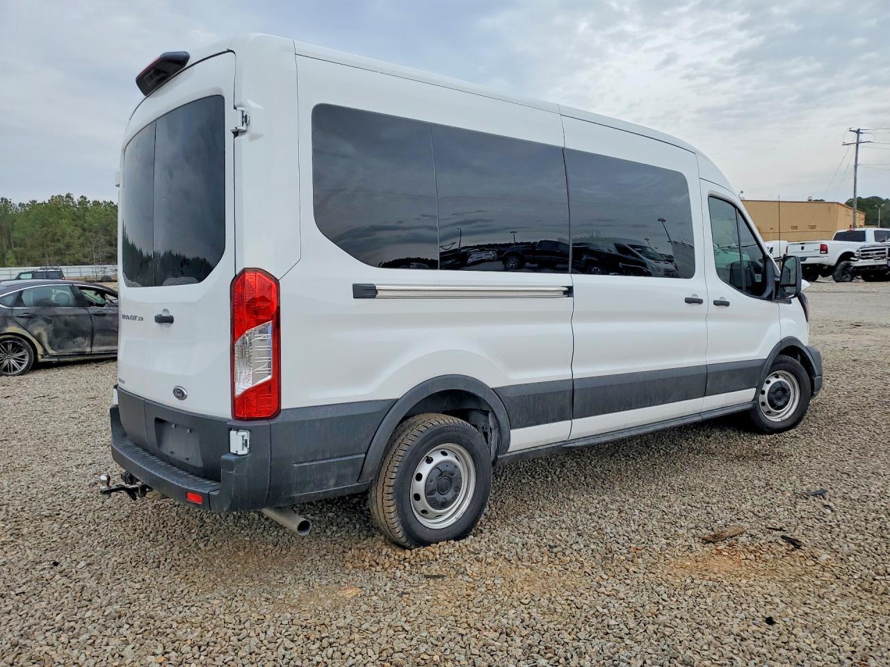 2024 Ford Transit T-350