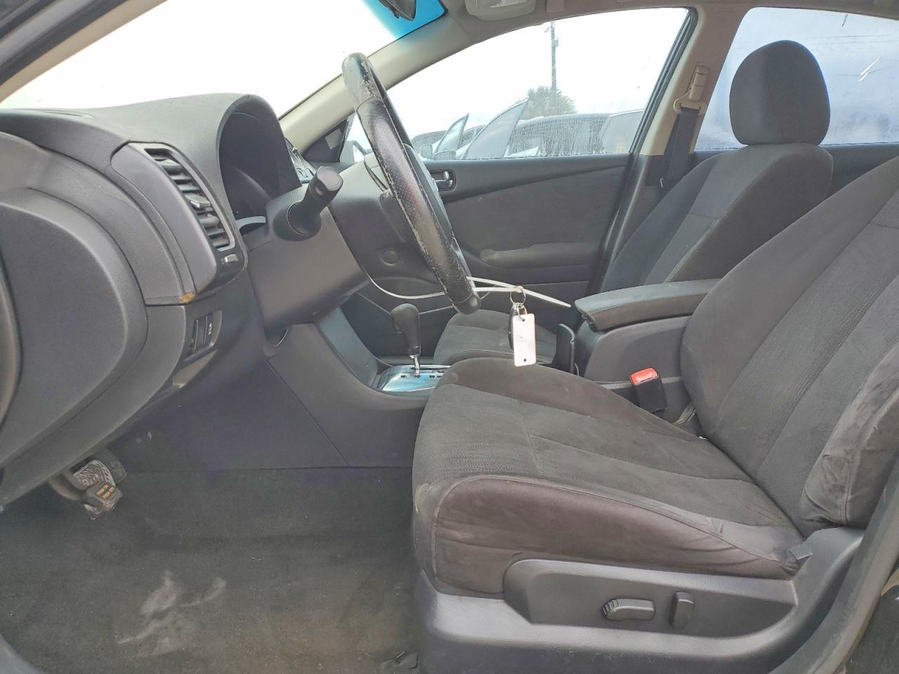 2012 Nissan Altima Base