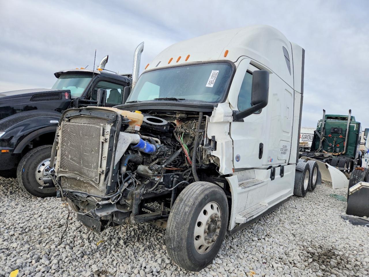 2022 Freightliner Cascadia 126 Semi Truck