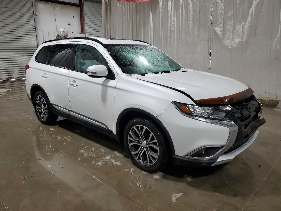 2016 Mitsubishi Outlander se