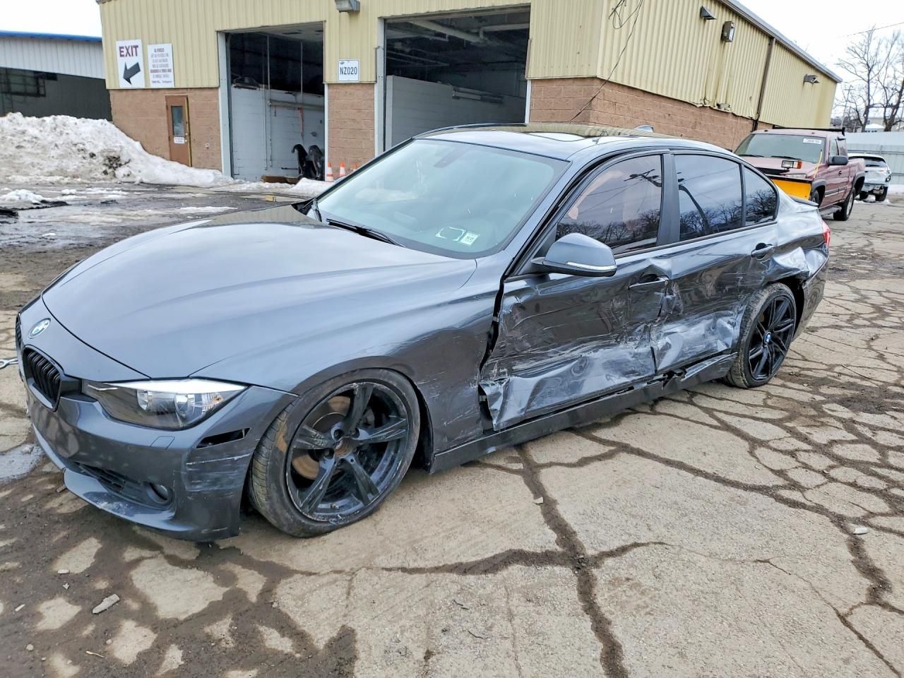 2013 BMW 328 xi Sulev