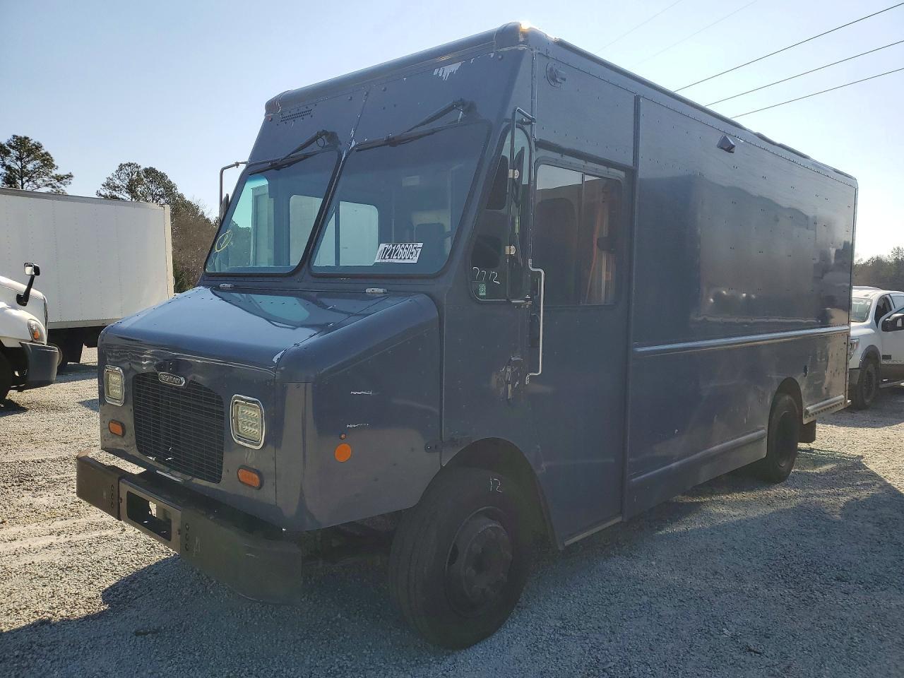 2020 Freightliner MT45 Chassis Delivery Truck