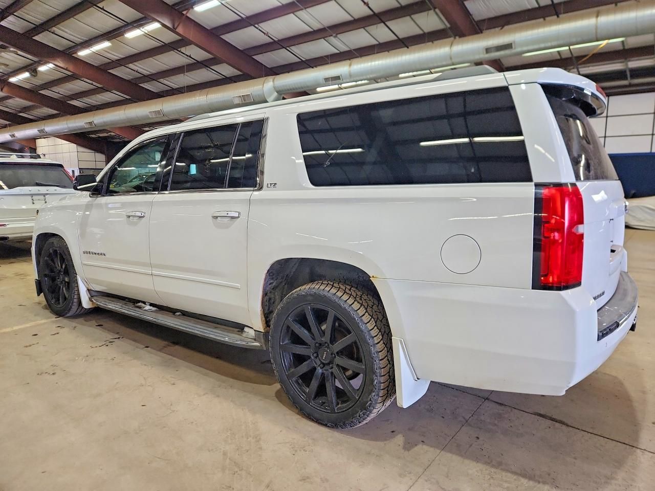 2015 Chevrolet Suburban K1500 ltz