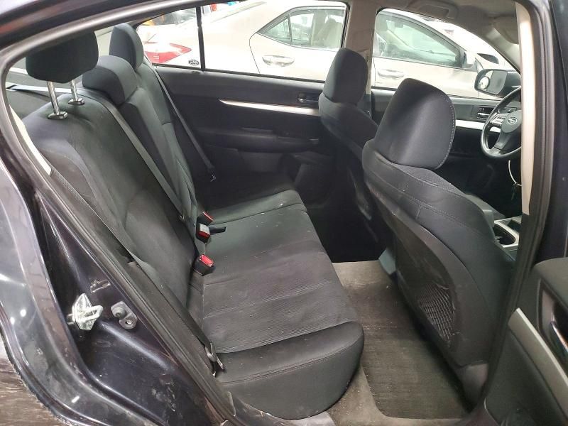 2013 Subaru Legacy 2.5i