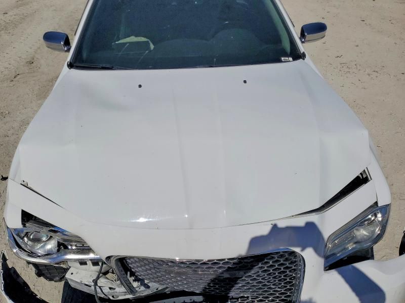 2018 Chrysler 300 Limited