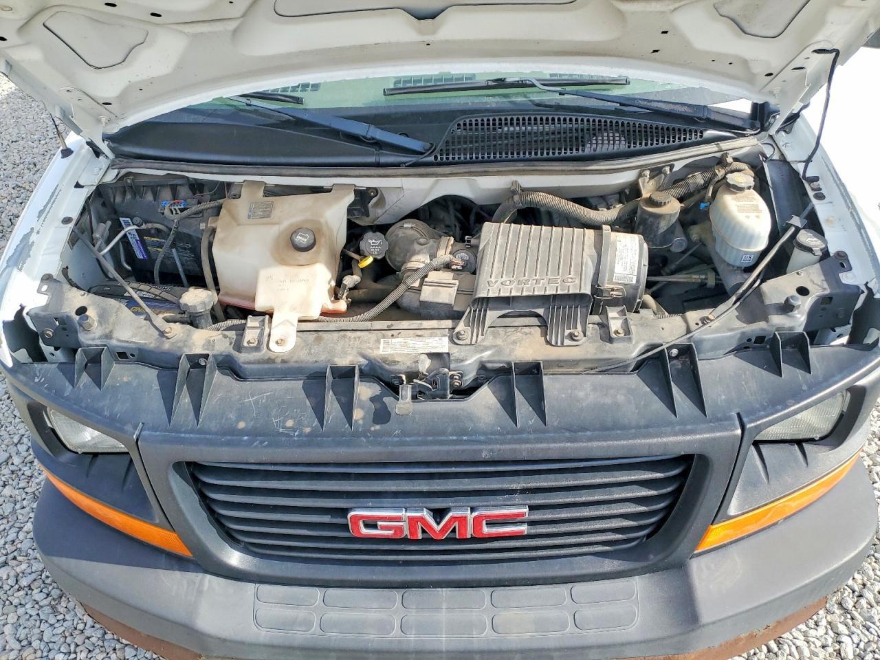 2005 GMC Savana G2500