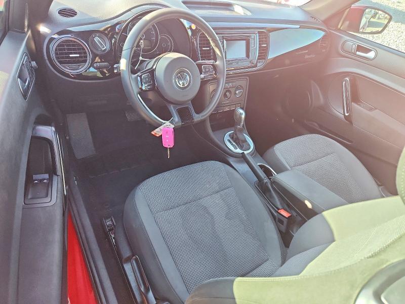2019 Volkswagen Beetle s
