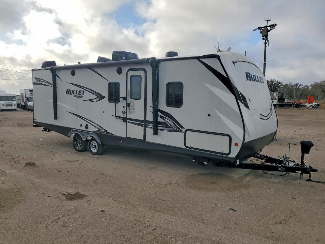 2021 Kybu 2021 Keystone Bullet Camper