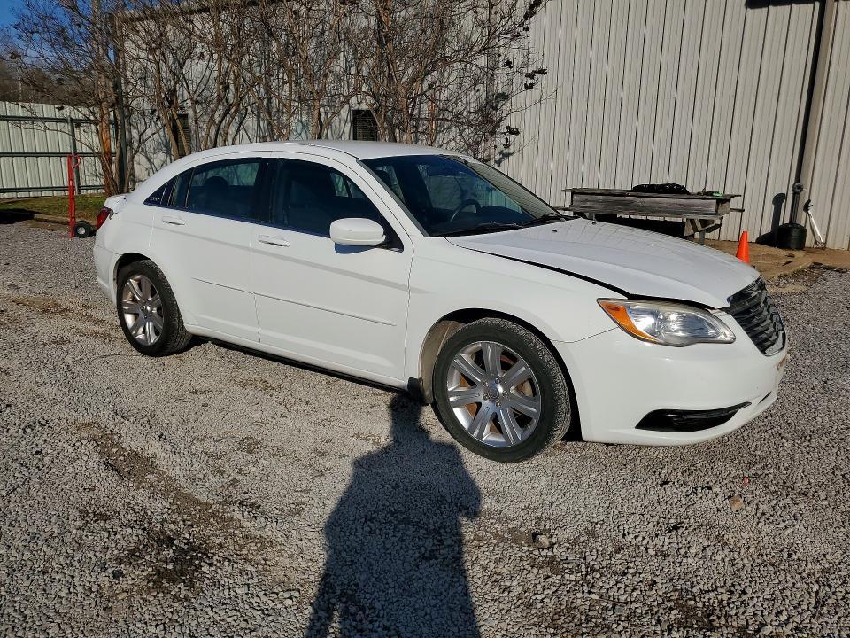 2012 Chrysler 200 lx