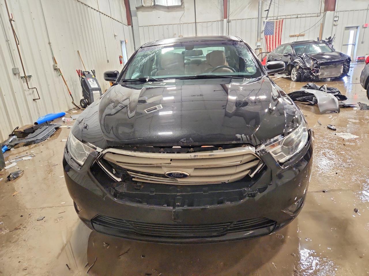 2015 Ford Taurus sel