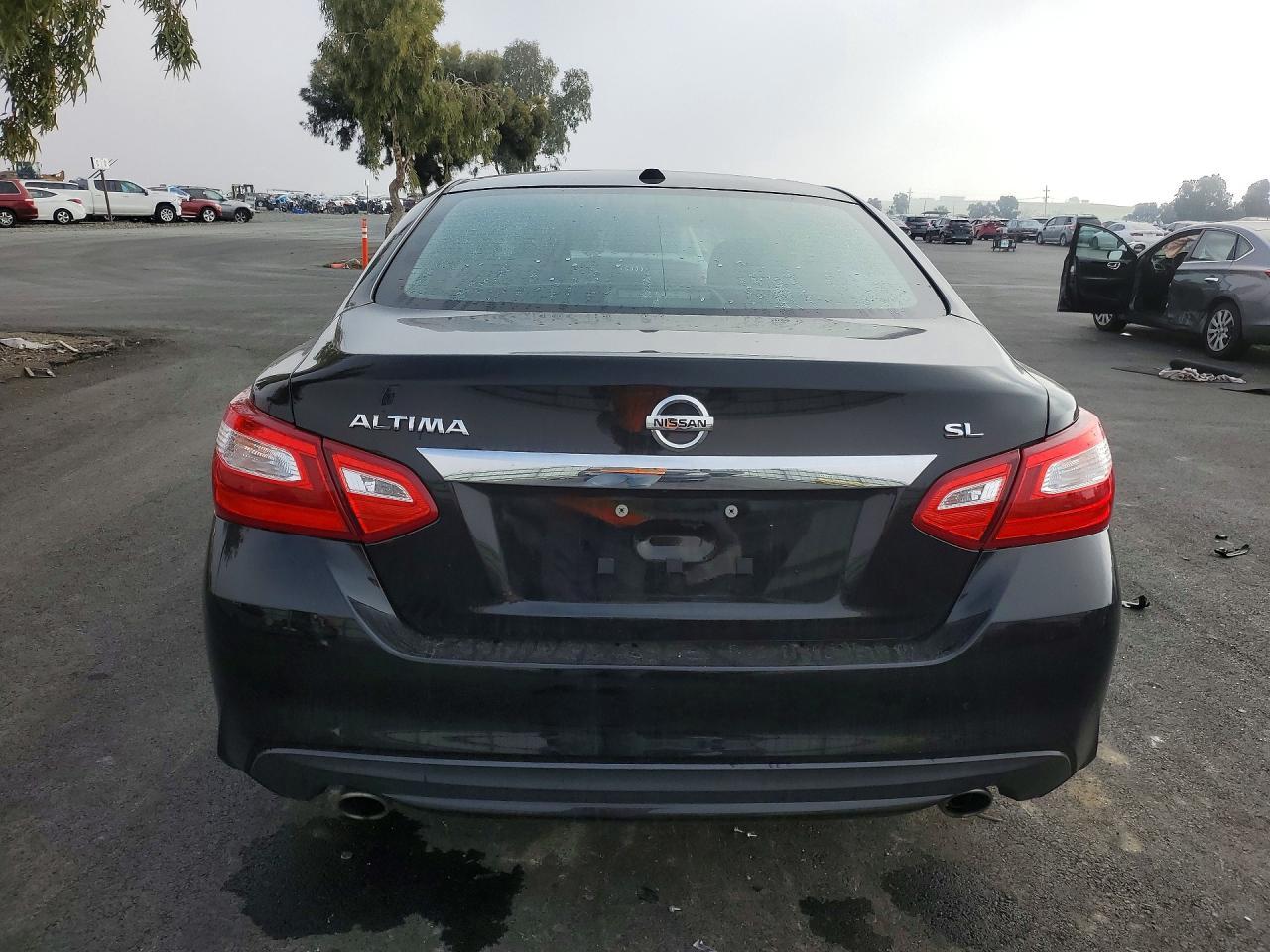 2016 Niss Altima 2.5 sl