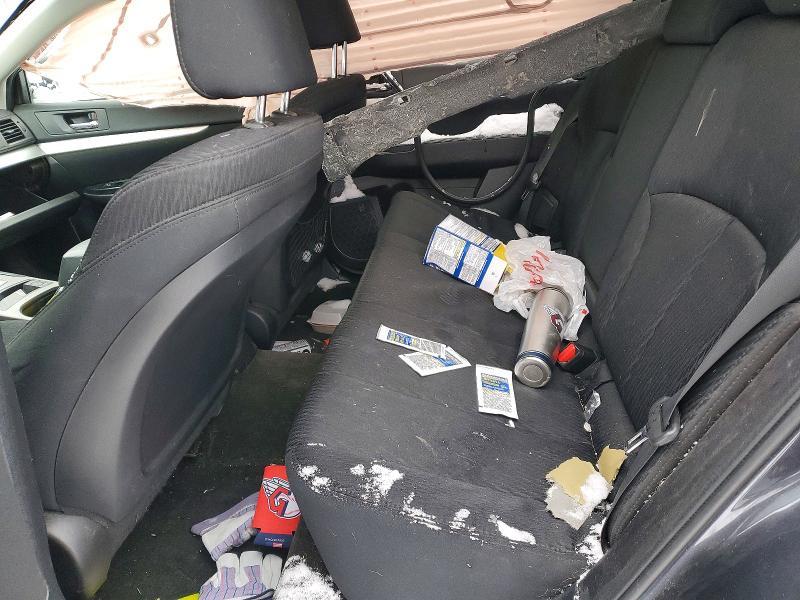 2012 Subaru Outback 3.6r