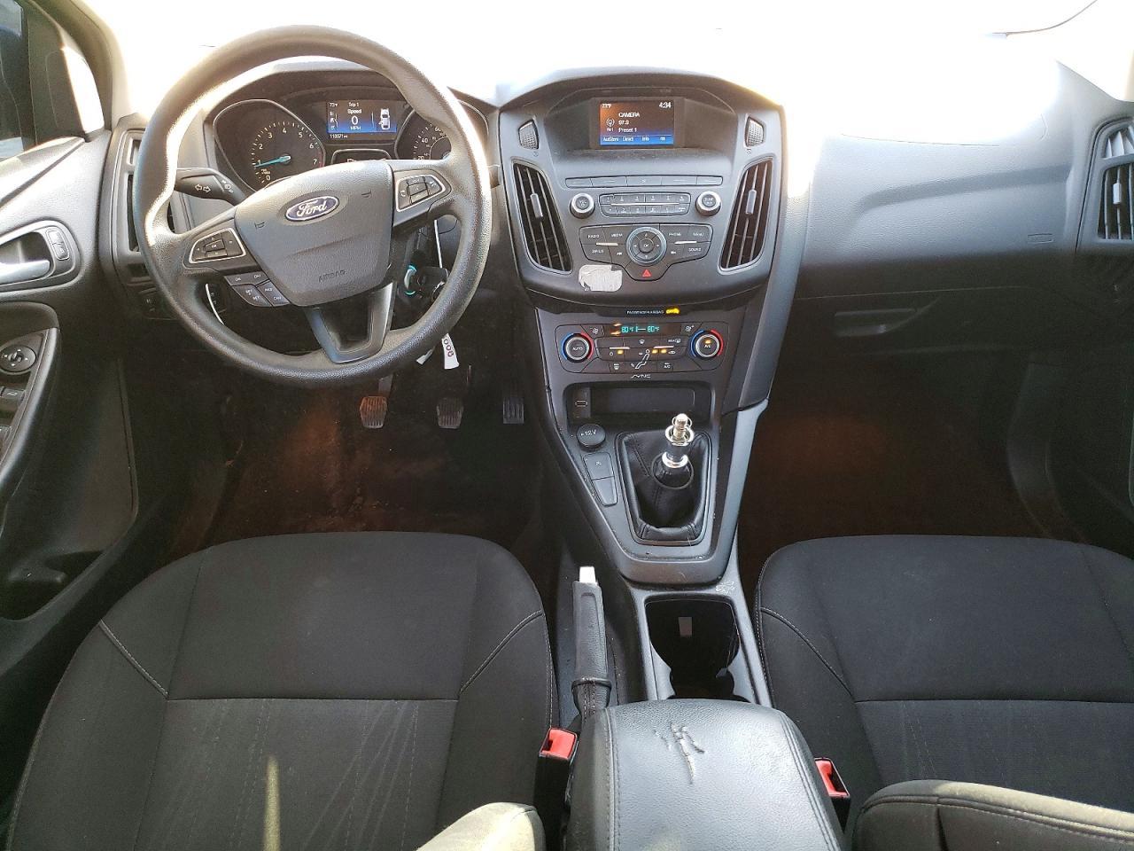 2018 Ford Focus se